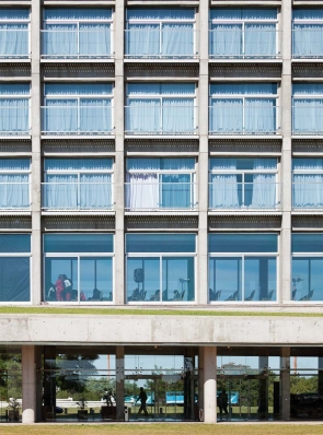 https://federicocairoli.com:443/files/gimgs/th-96_29_Hotel UNL - ATE - © Federico Cairoli (low).jpg